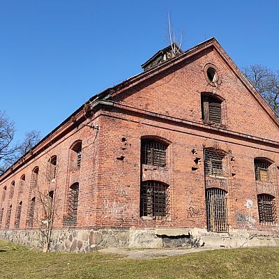 SPRZEDAŻ na OBIEKT w Trzebiatów